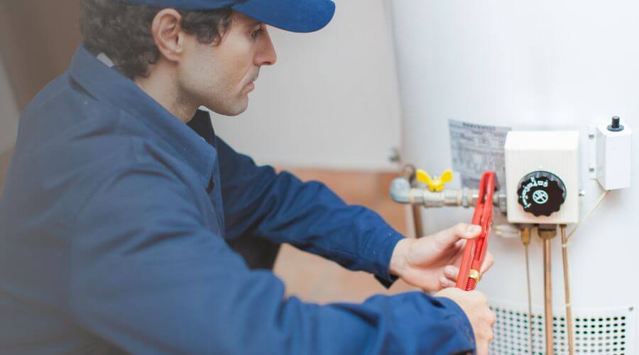 Local tankless water heater installation in Robinson, IL
